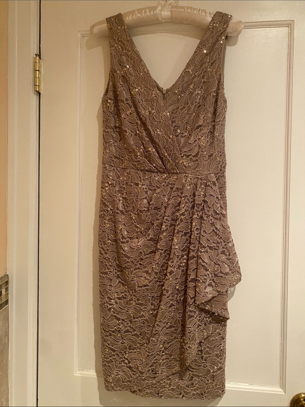 Champagne Cocktail V Neck Sequined Dress Sz 6 Lined by Ursula of Switzerland